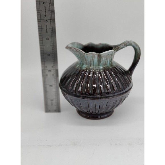 Vintage Pitcher Pottery Small Ribbed Scalloped Dainty Two Tone Teal Brown Handle - Picture 9 of 10